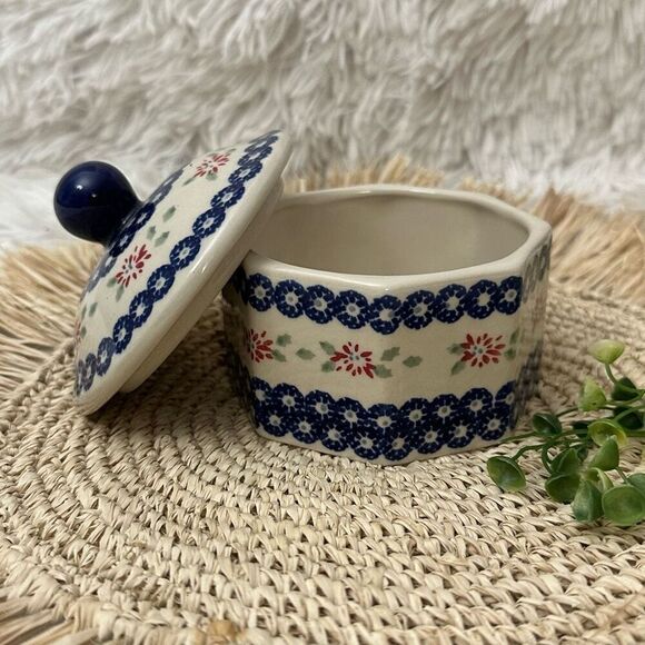 Polish PotteryBoleslawiec Rare Octagon Multipurpose Jar Lid Handmade Blue Floral - Picture 1 of 8